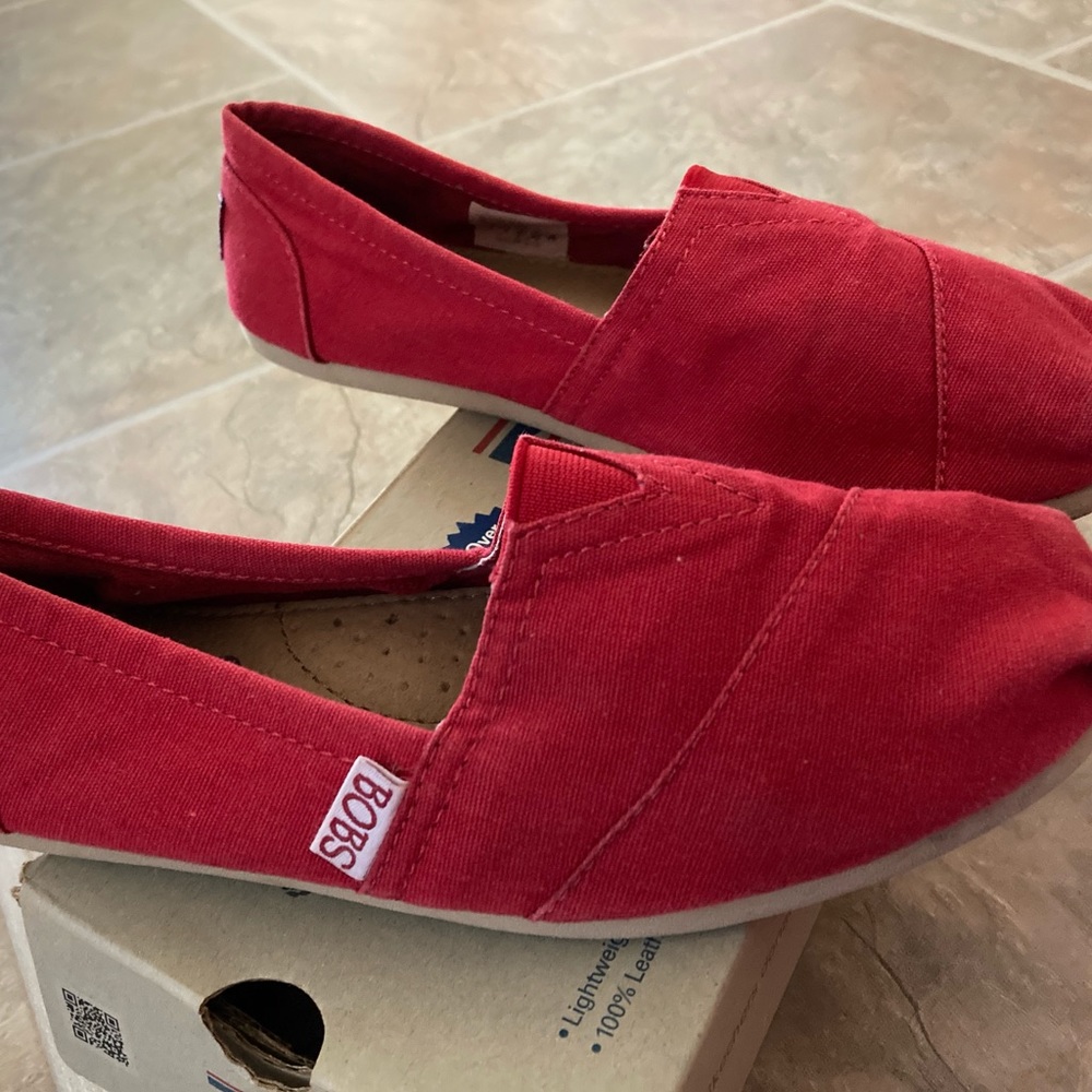 SKECHERS Women's BOBS